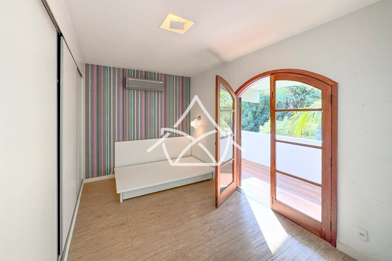 Casa com Elevador no Nova Ipanema na Barra da Tijuca