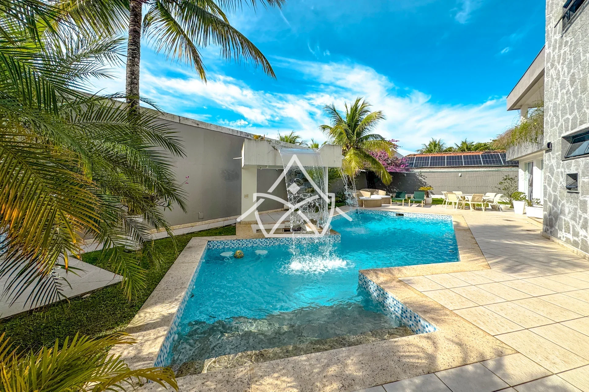 Casa com Campo de Futebol na Barra da Tijuca