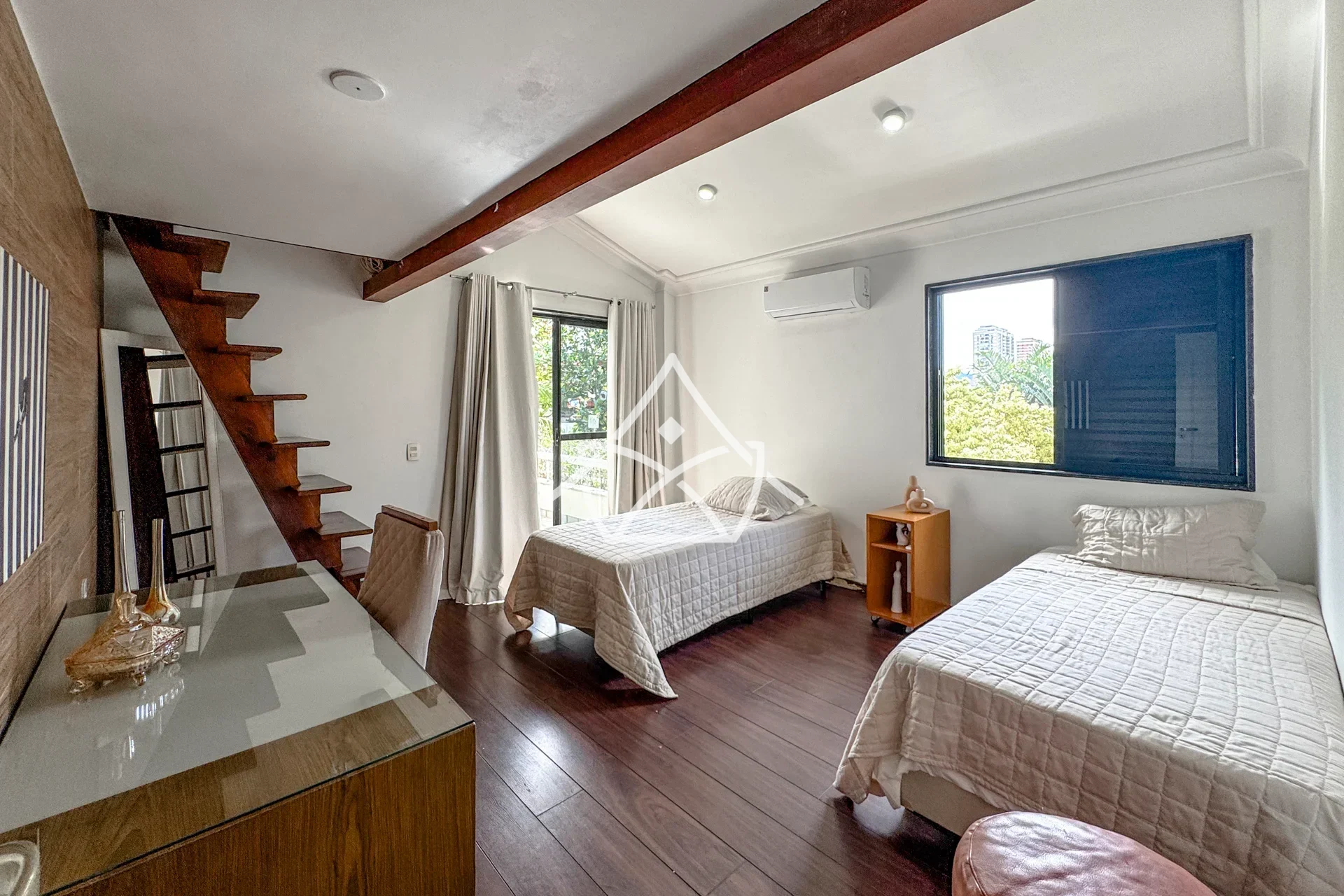 Casa com Campo de Futebol na Barra da Tijuca