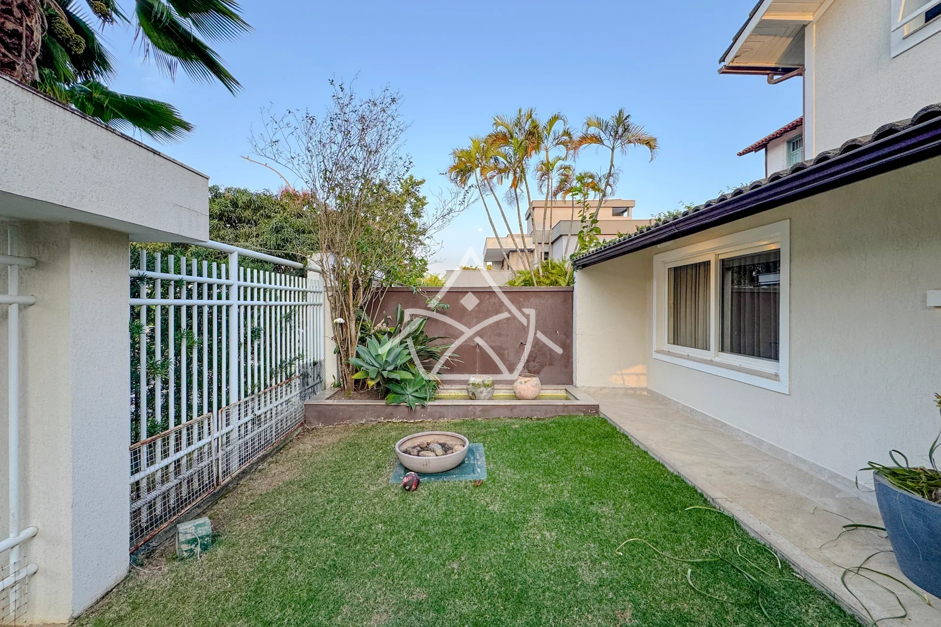 Casa com Energia Solar e Edícula na Barra da Tijuca
