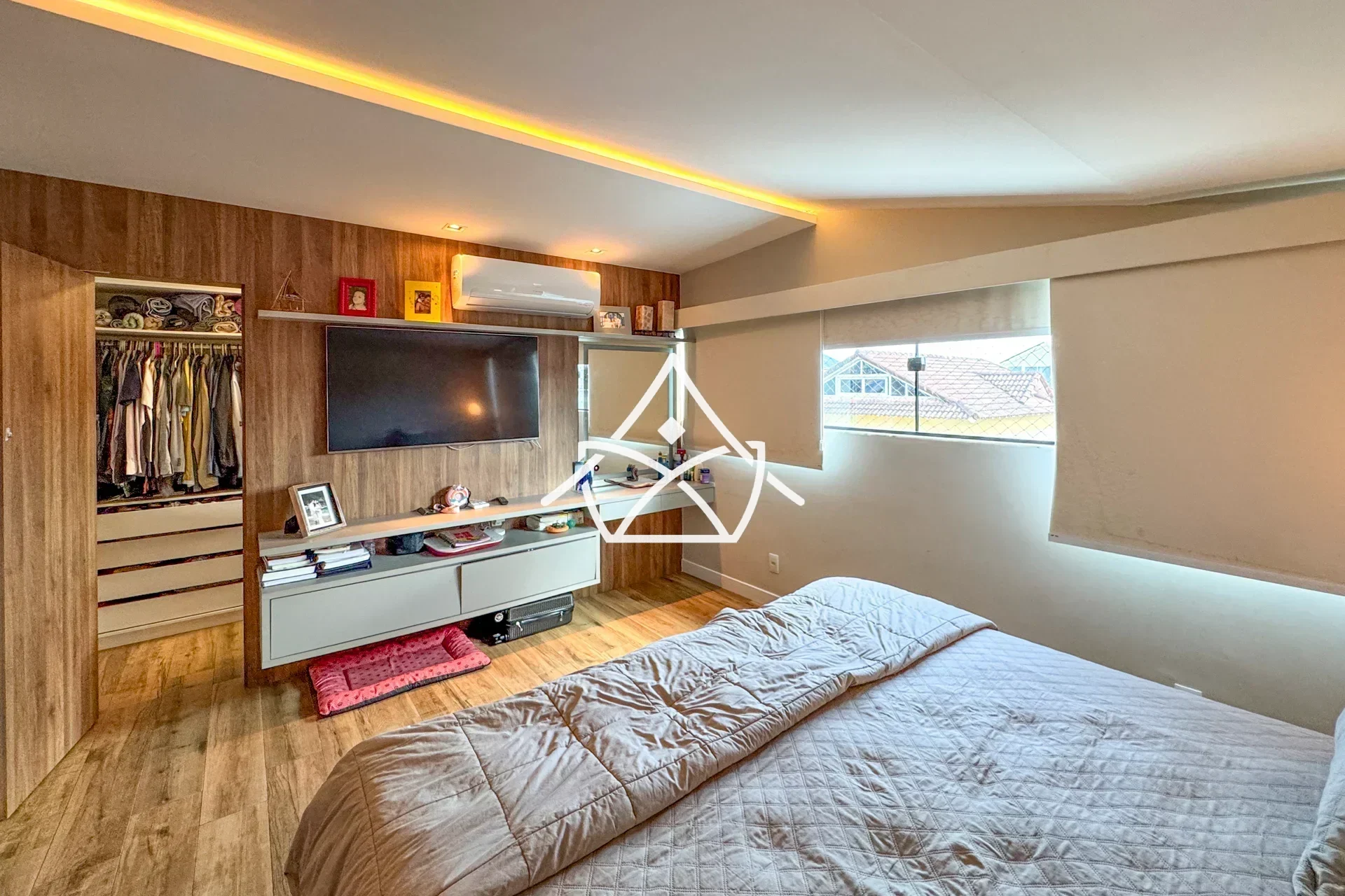 Casa com 18 Placas Instaladas na Barra da Tijuca