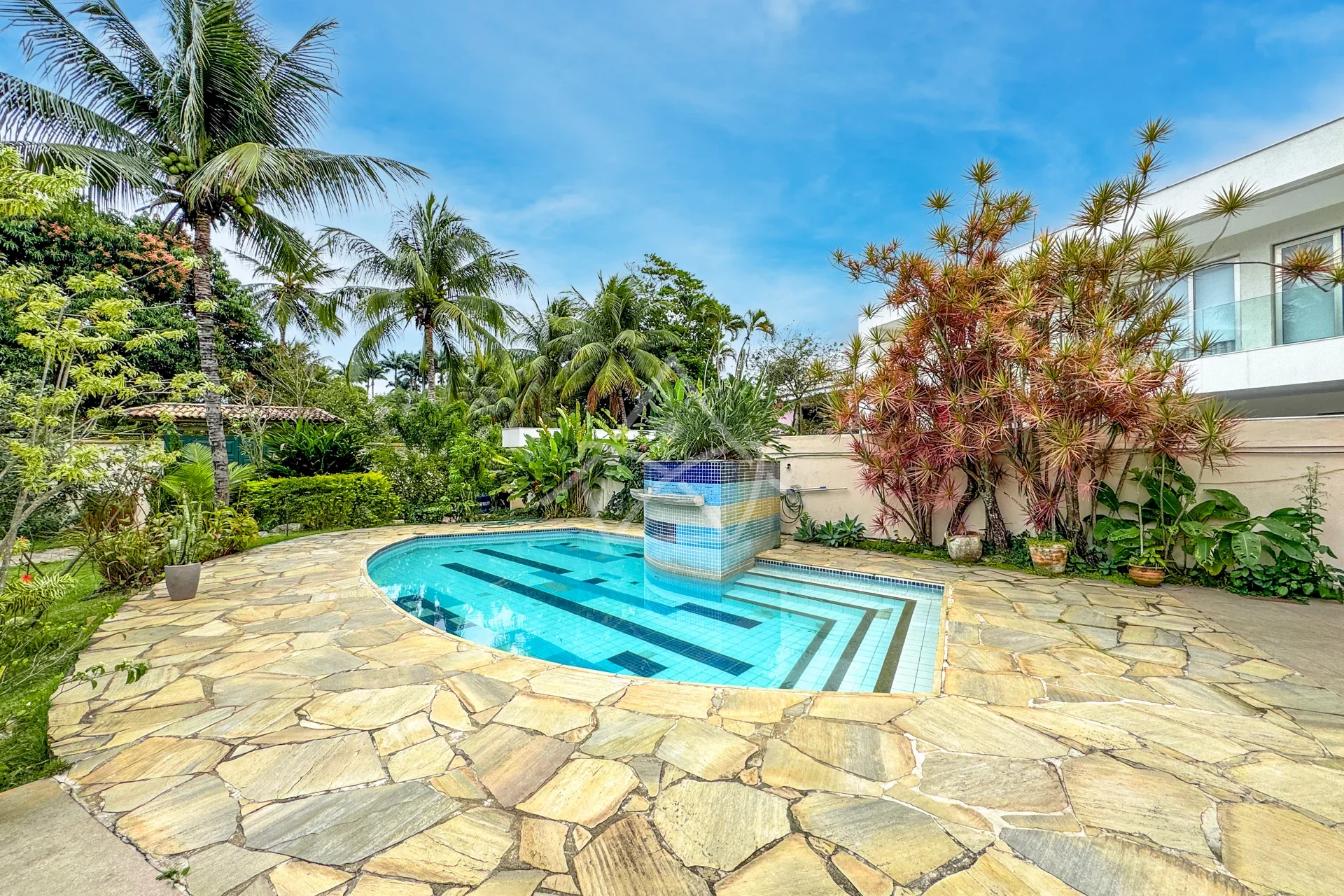 Casa Colonial na Barra da Tijuca no Núcleo das Mansões