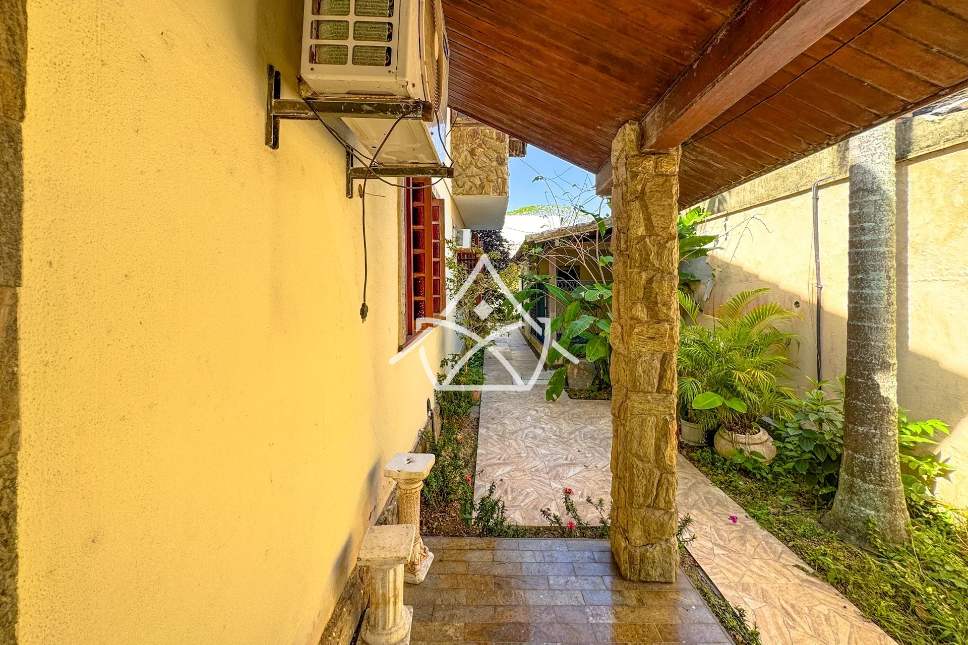 Casa Triplex Espaçosa na Barra da Tijuca