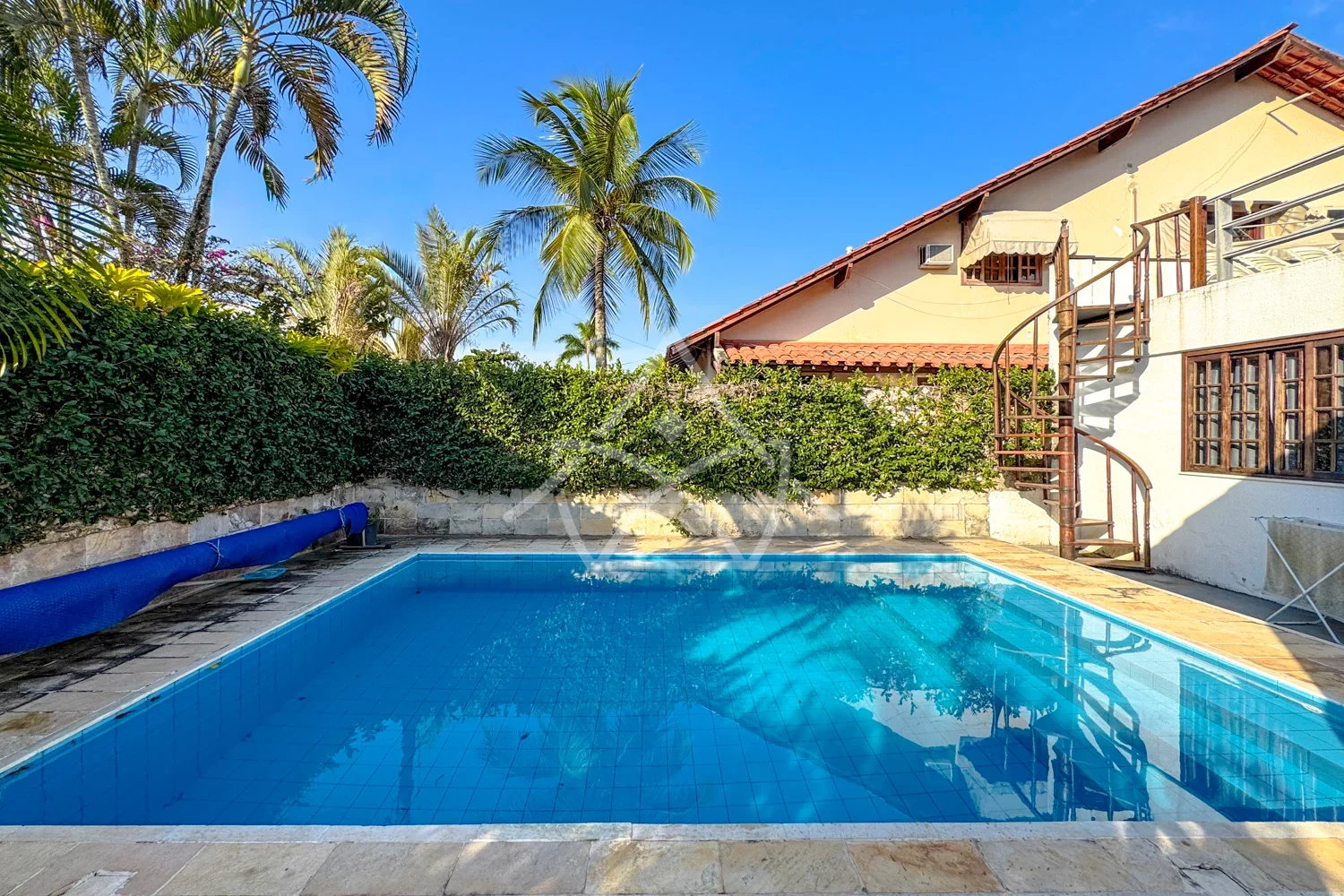 Casa com Quadra de Tênis na Barra da Tijuca