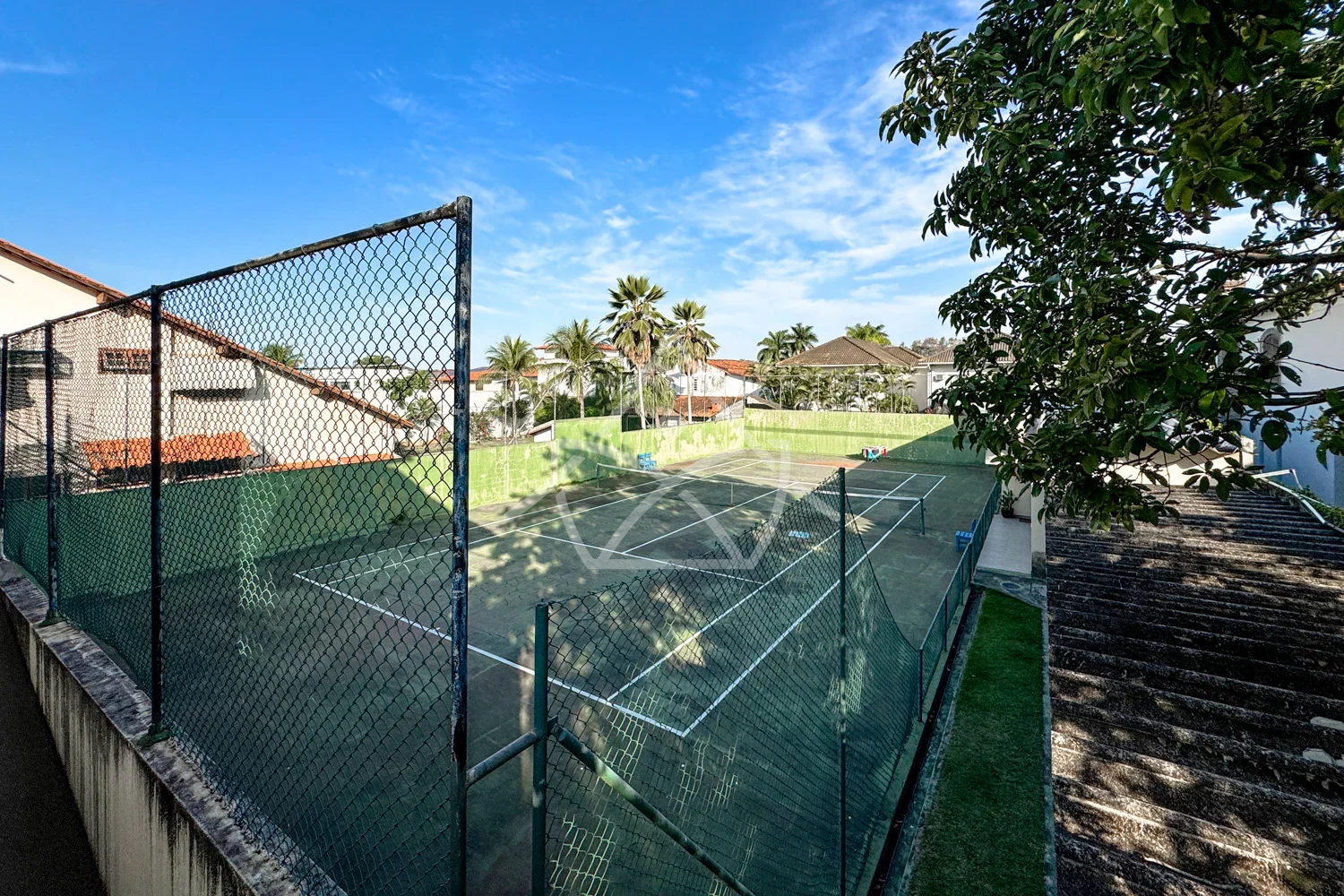 Casa com Quadra de Tênis na Barra da Tijuca