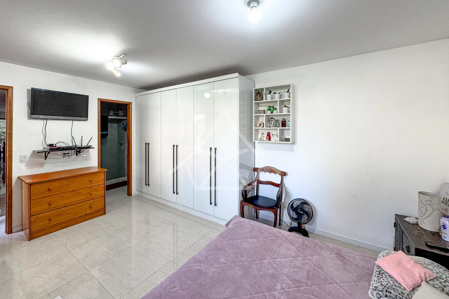 Casa com Quadra de Tênis na Barra da Tijuca