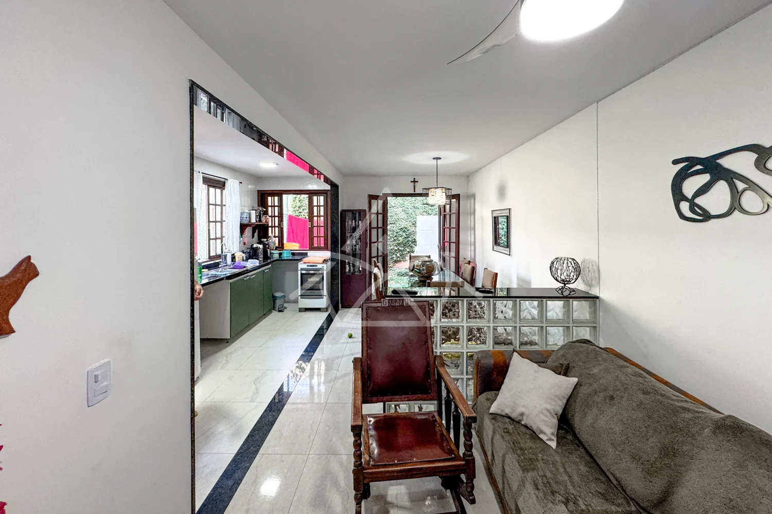 Casa com Quadra de Tênis na Barra da Tijuca