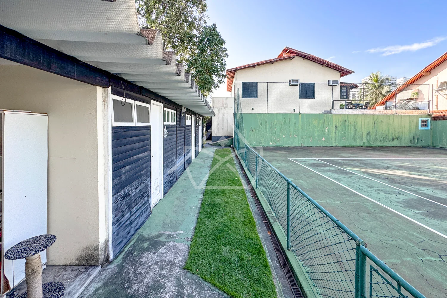 Casa com Quadra de Tênis na Barra da Tijuca