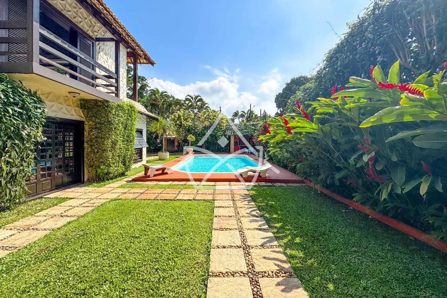 Casa Duplex com 4 Suítes no Recreio dos Bandeirantes