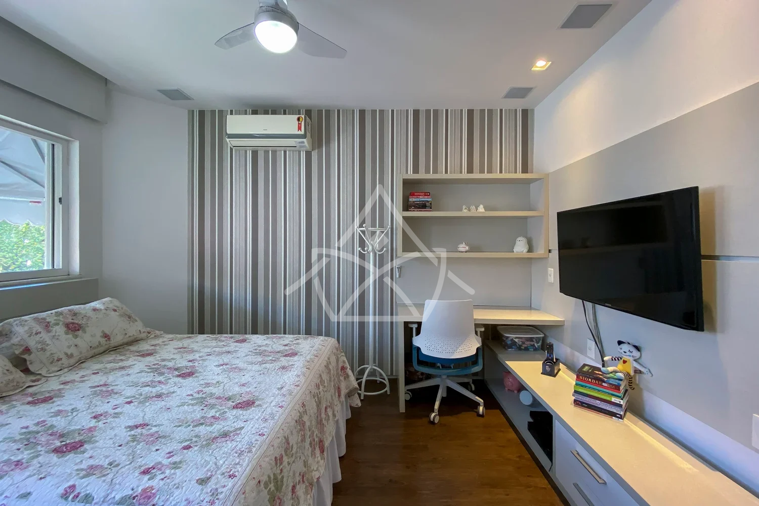 Casa Duplex Contemporânea no Recreio dos Bandeirantes