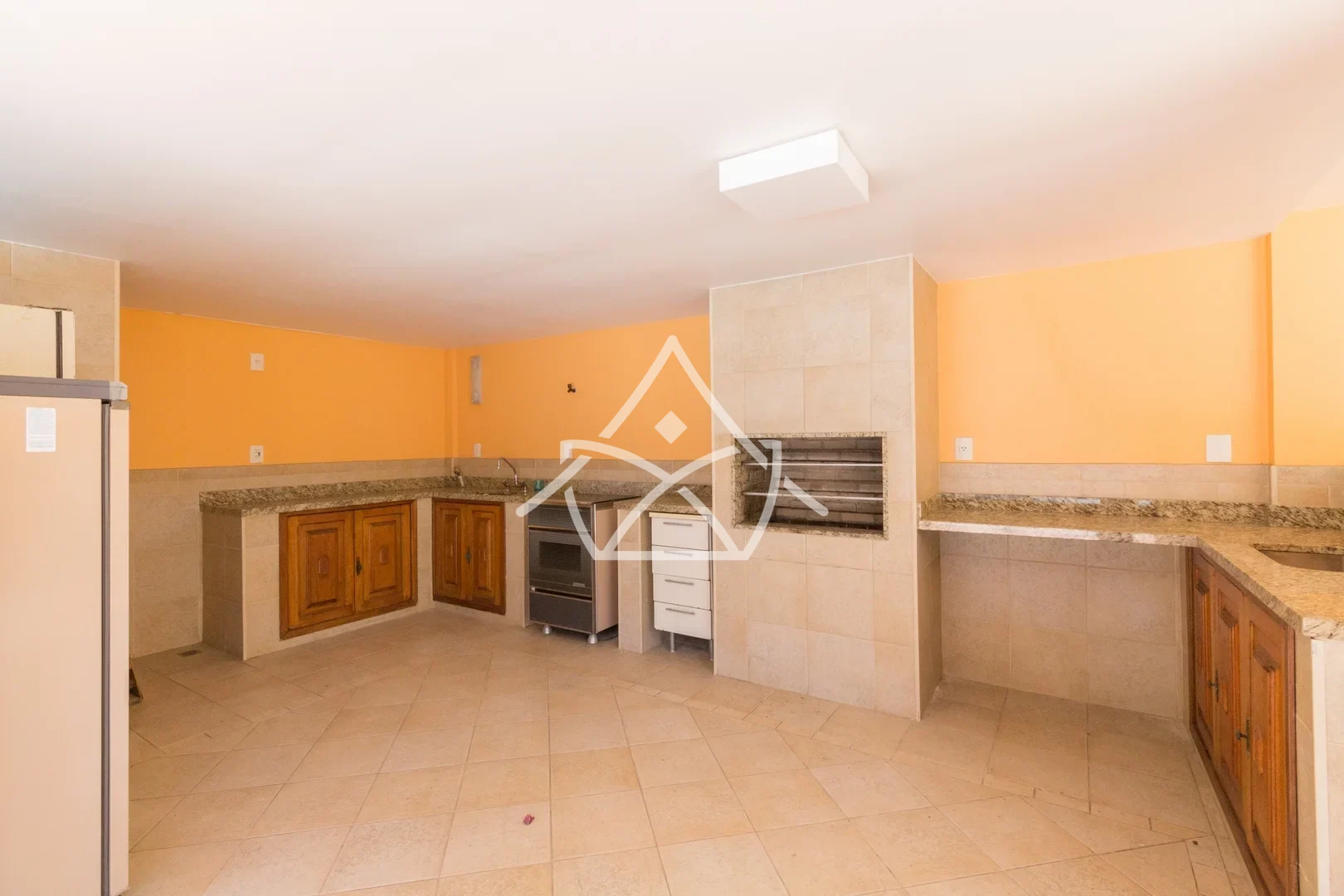 Casa Duplex com Subsolo na Barra da Tijuca
