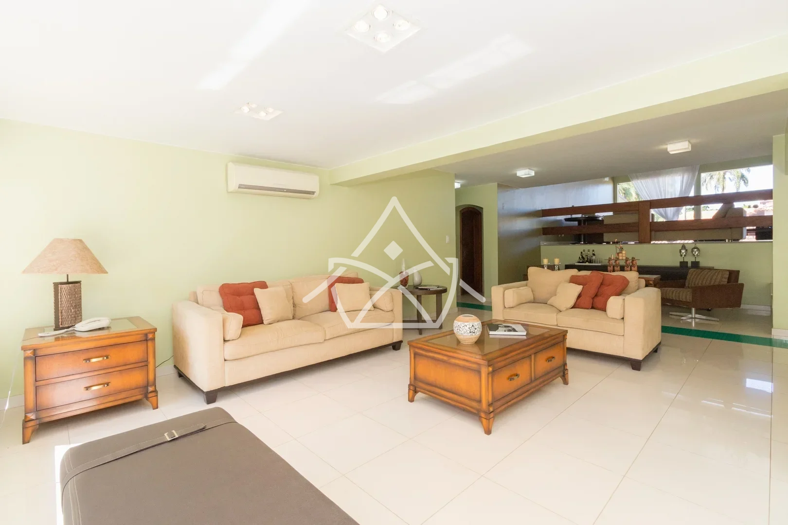 Casa Duplex com Subsolo na Barra da Tijuca