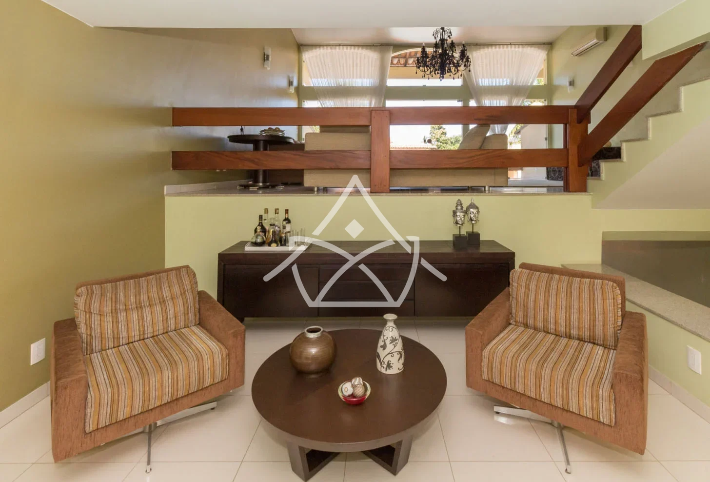 Casa Duplex com Subsolo na Barra da Tijuca