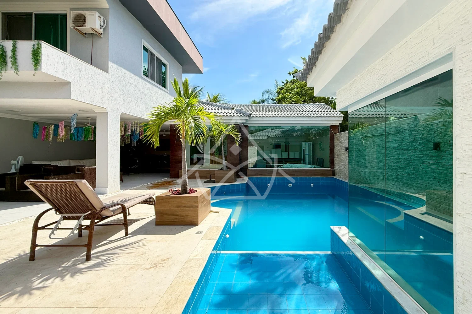 Casa Triplex com Sala de Jogos na Barra da Tijuca