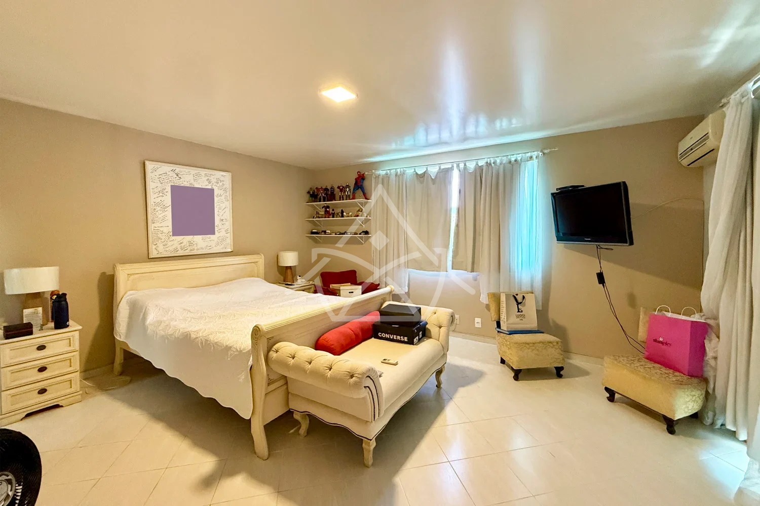 Casa Triplex com Sala de Jogos na Barra da Tijuca