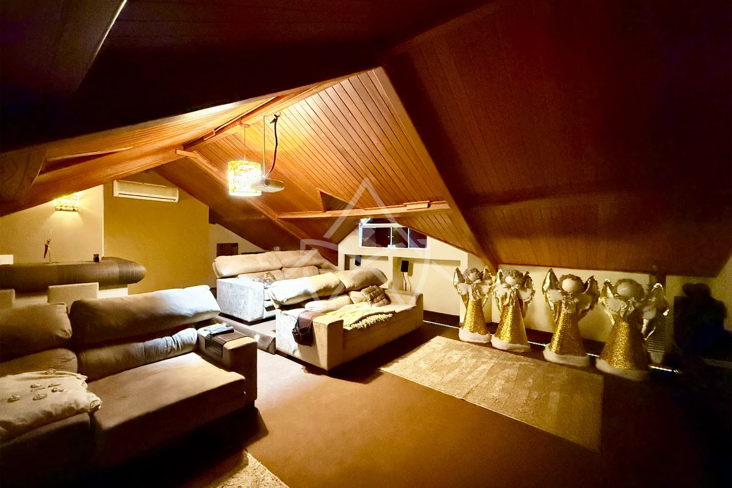 Casa Triplex com Sala de Jogos na Barra da Tijuca