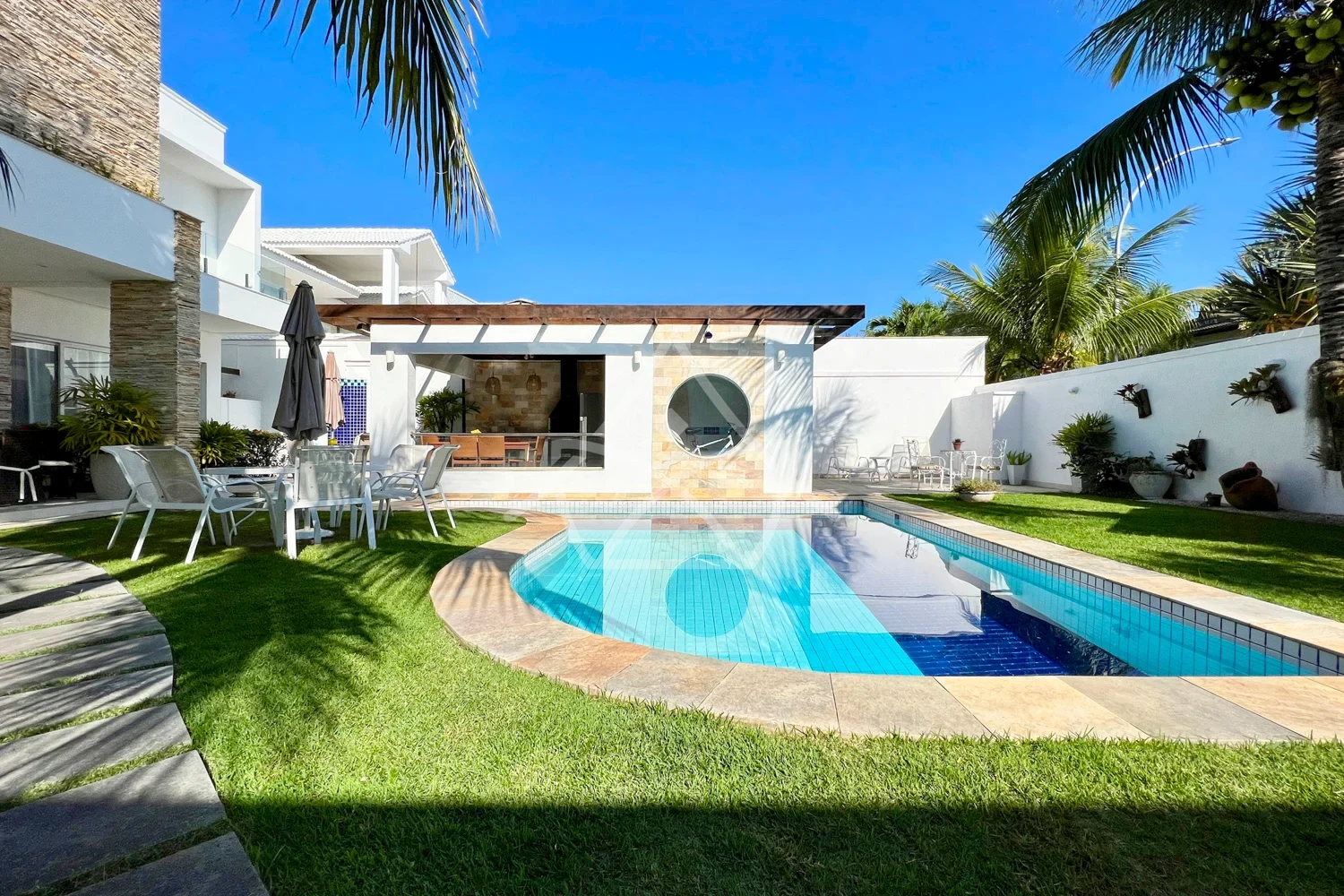 Casa Duplex no Quintas do Rio na Barra da Tijuca