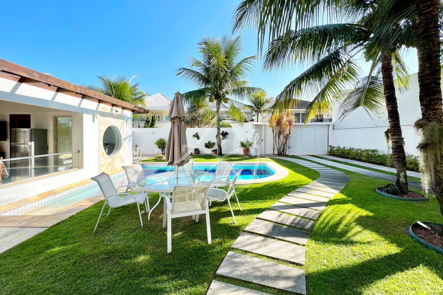 Casa Duplex no Quintas do Rio na Barra da Tijuca