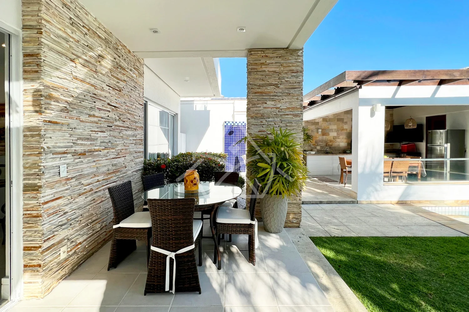 Casa Duplex no Quintas do Rio na Barra da Tijuca