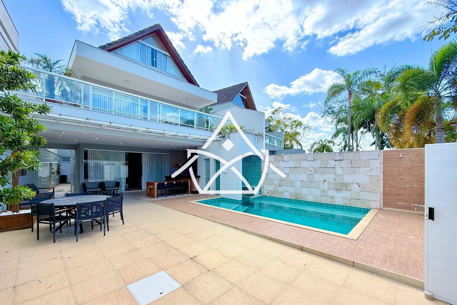 Casa à venda no condomínio Rio Mar, na Barra da Tijuca