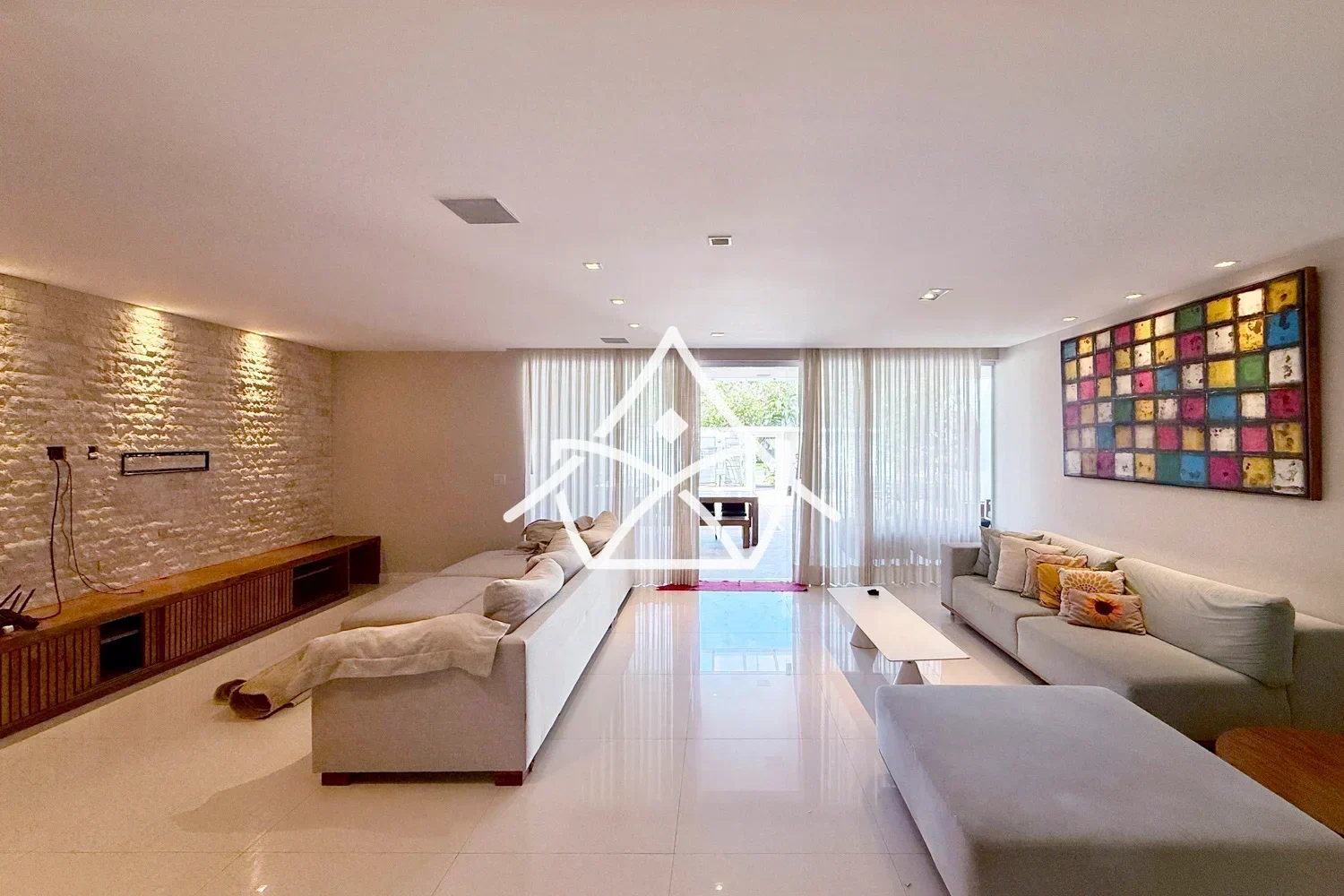 Casa à venda no condomínio Rio Mar, na Barra da Tijuca