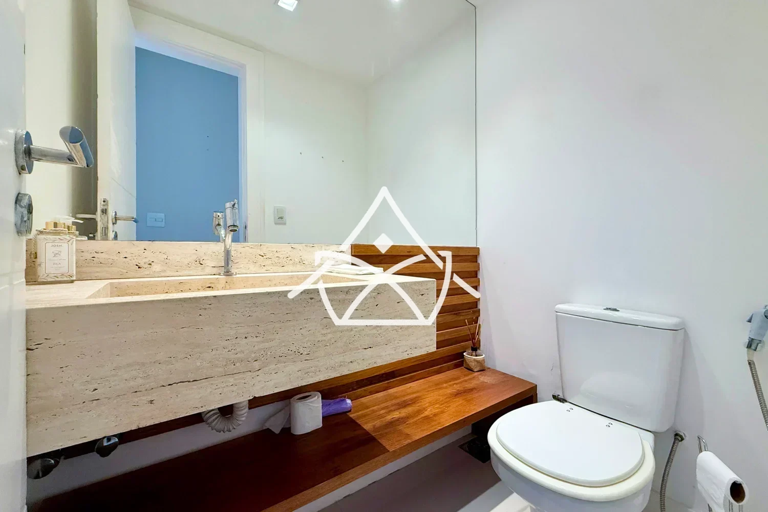 Casa à venda no condomínio Rio Mar, na Barra da Tijuca