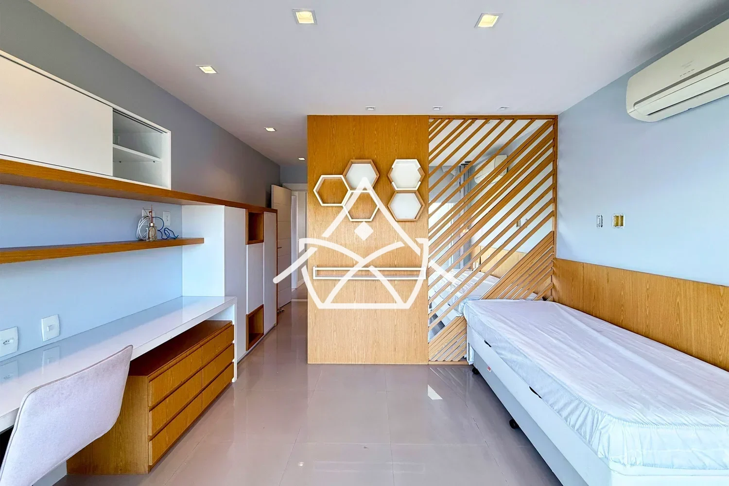 Casa à venda no condomínio Rio Mar, na Barra da Tijuca