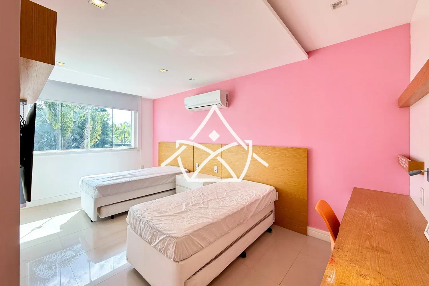 Casa à venda no condomínio Rio Mar, na Barra da Tijuca
