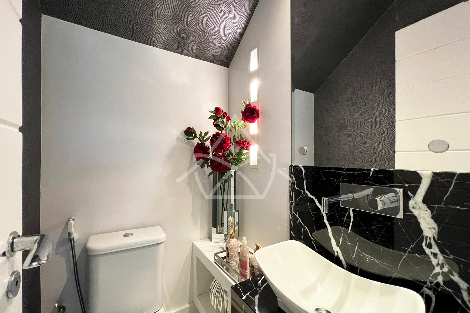 Casa Duplex com Amplo Quintal na Barra da Tijuca