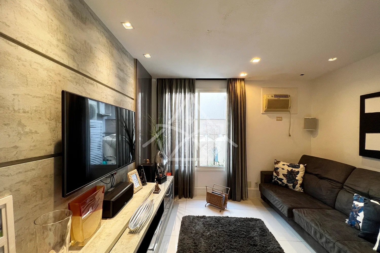 Casa Duplex com Amplo Quintal na Barra da Tijuca
