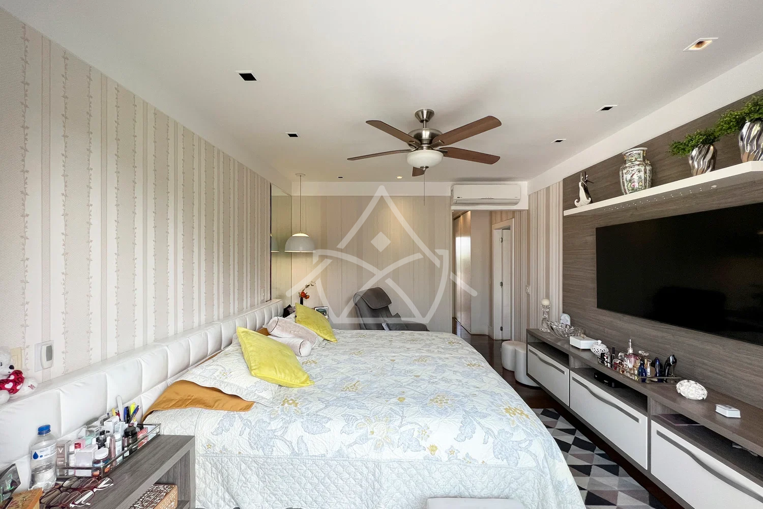 Casa Duplex com Amplo Quintal na Barra da Tijuca