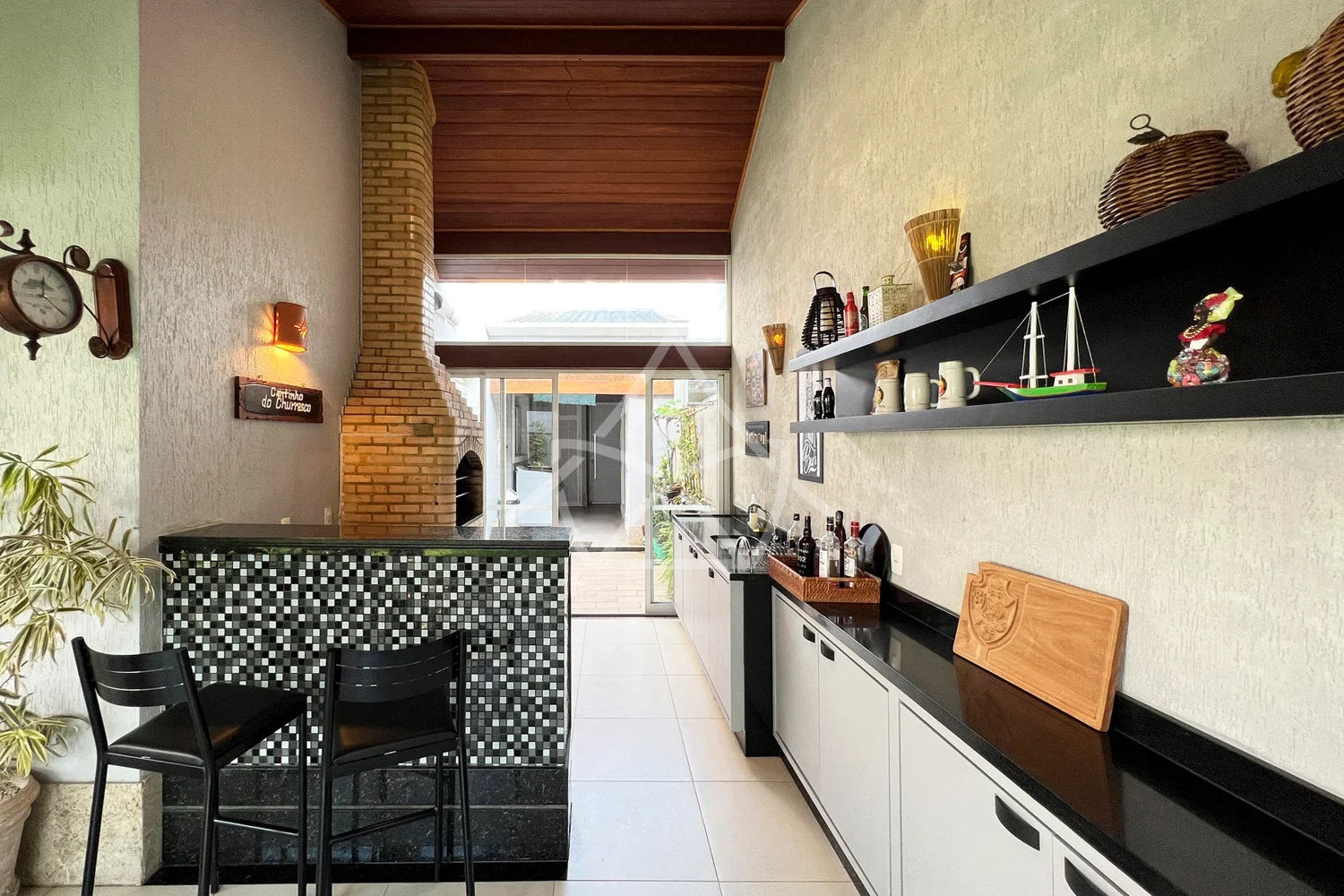 Casa Duplex com Amplo Quintal na Barra da Tijuca