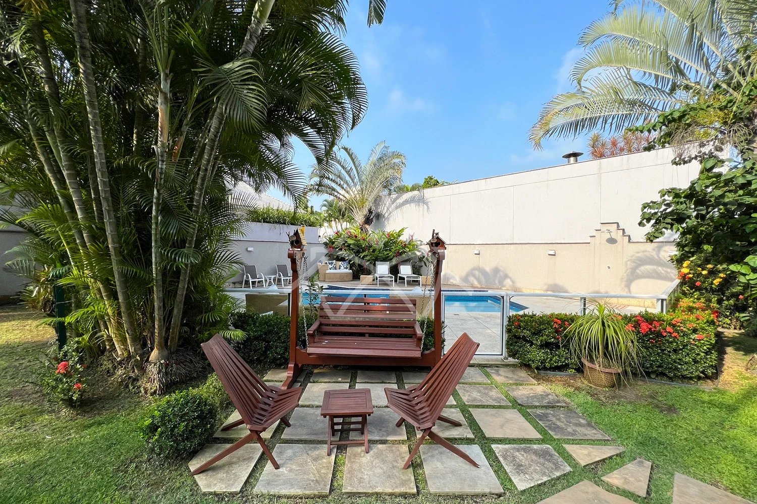 Casa Duplex com Amplo Quintal na Barra da Tijuca