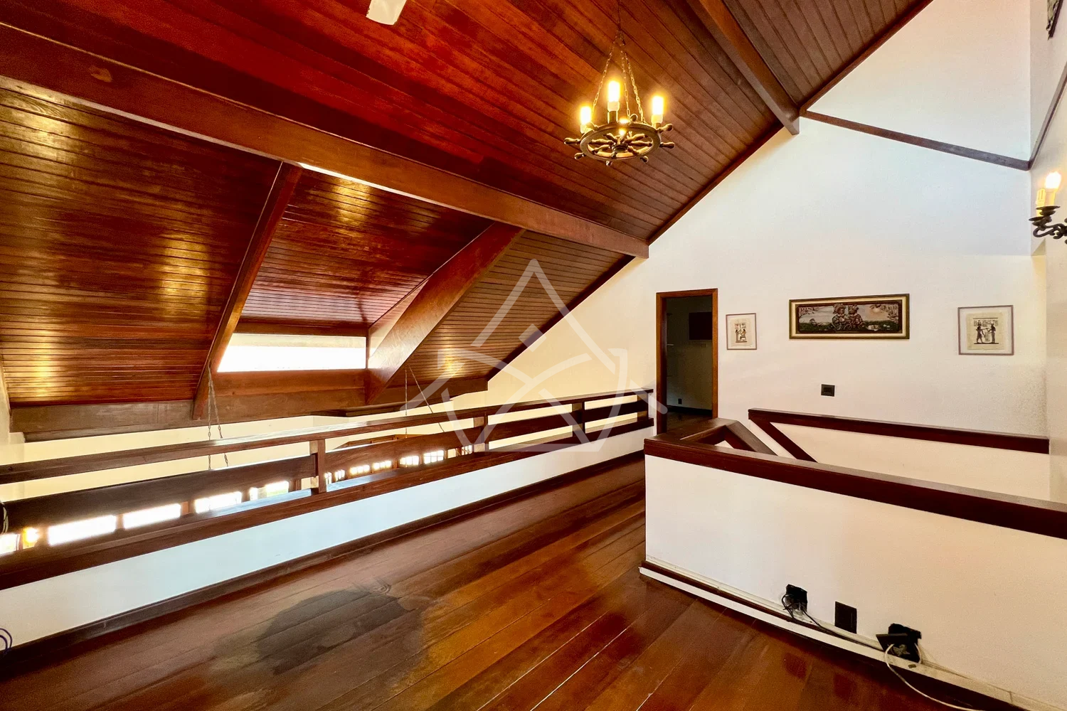 Casa Triplex com 6 Suítes na Barra da Tijuca