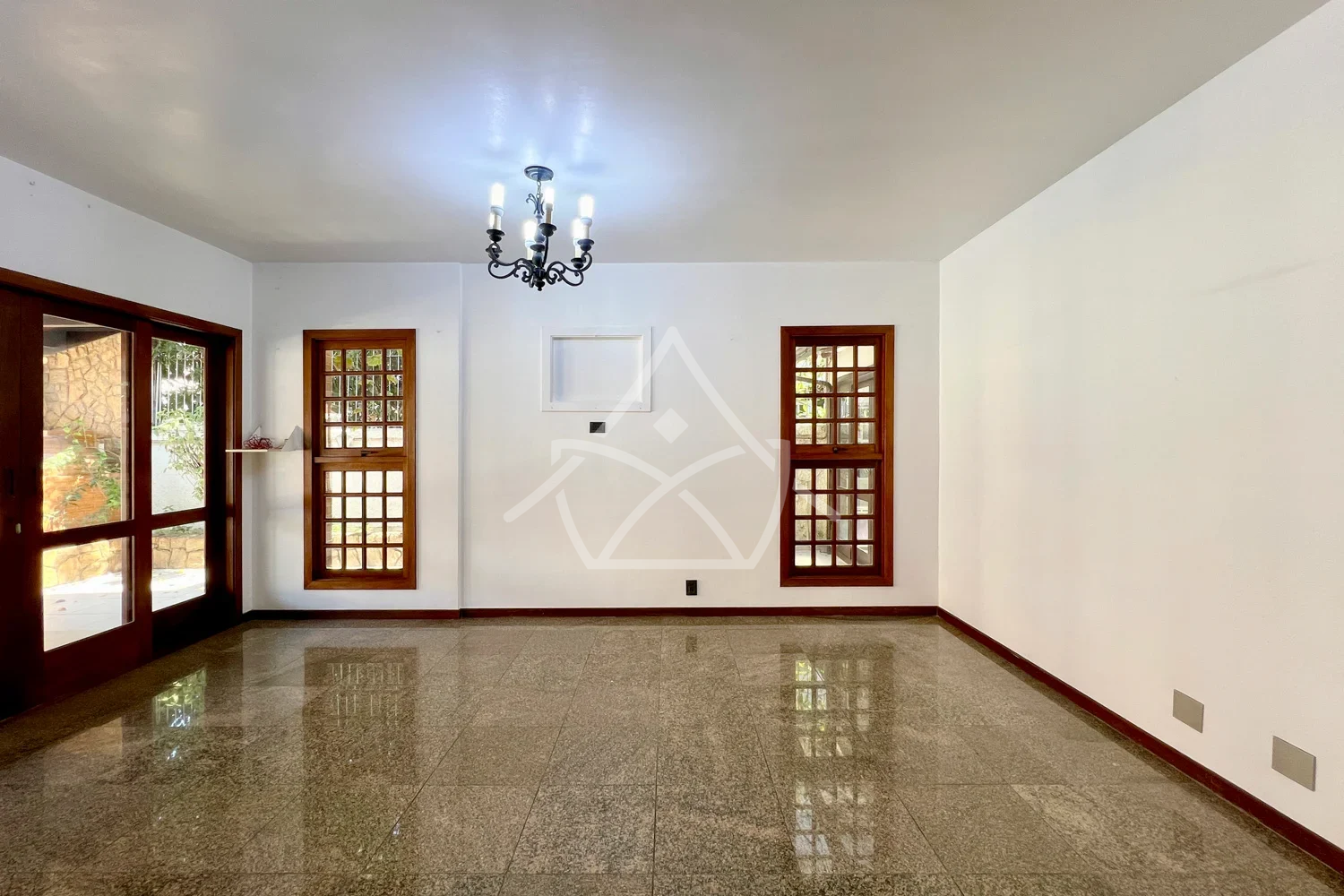 Casa Triplex com 6 Suítes na Barra da Tijuca