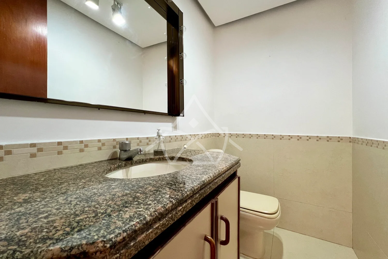Casa Triplex com 6 Suítes na Barra da Tijuca