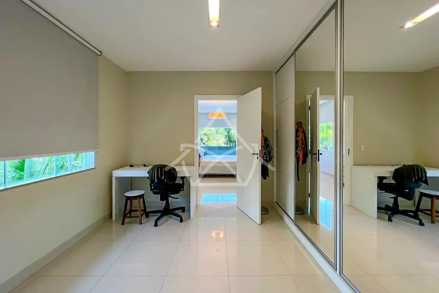 Casa com Sistema de Energia Solar no Recreio dos Bandeirantes