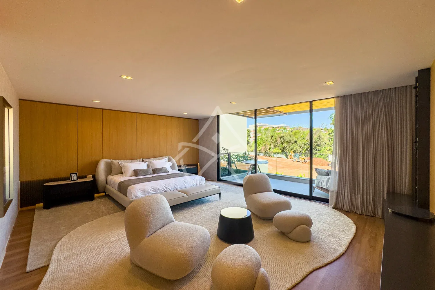 Casa de 3 Andares com Elevador na Barra da Tijuca