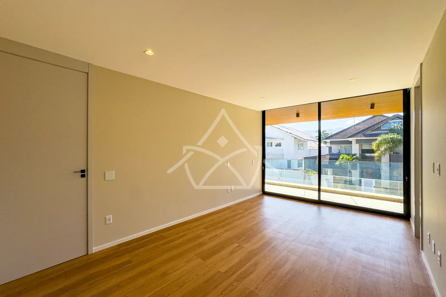 Casa de 3 Andares com Elevador na Barra da Tijuca