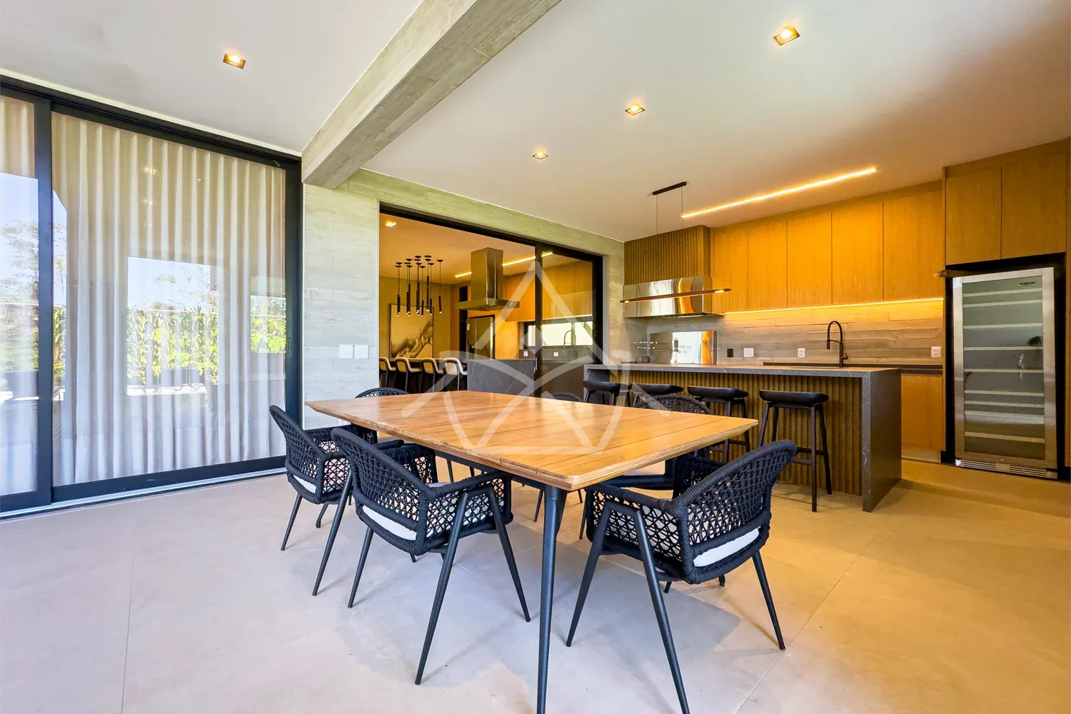 Casa de 3 Andares com Elevador na Barra da Tijuca