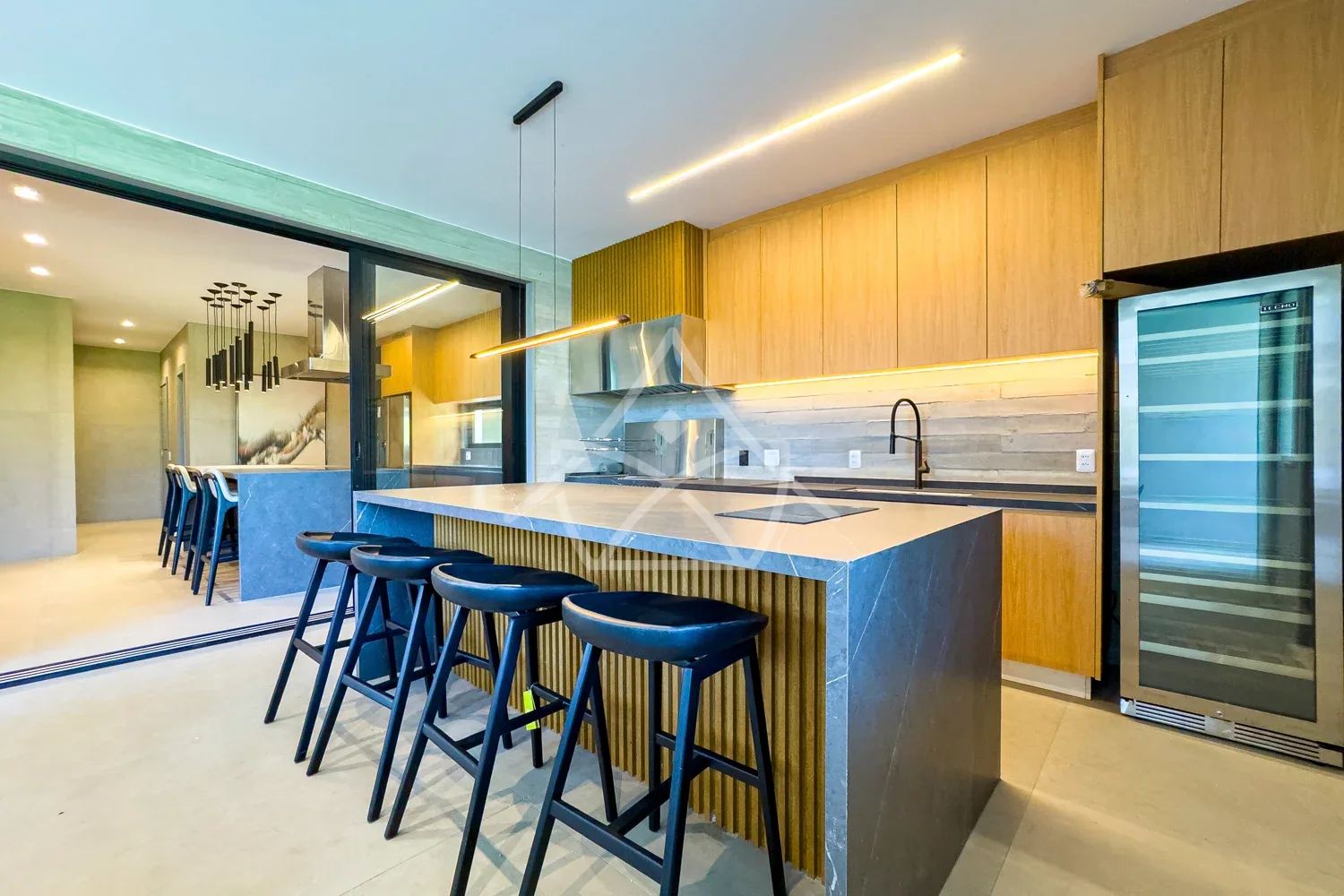 Casa de 3 Andares com Elevador na Barra da Tijuca