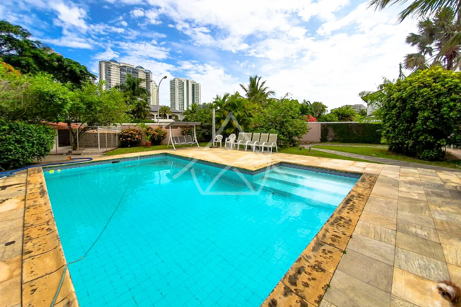 Casa com Edícula e Quintal Amplo na Barra da Tijuca