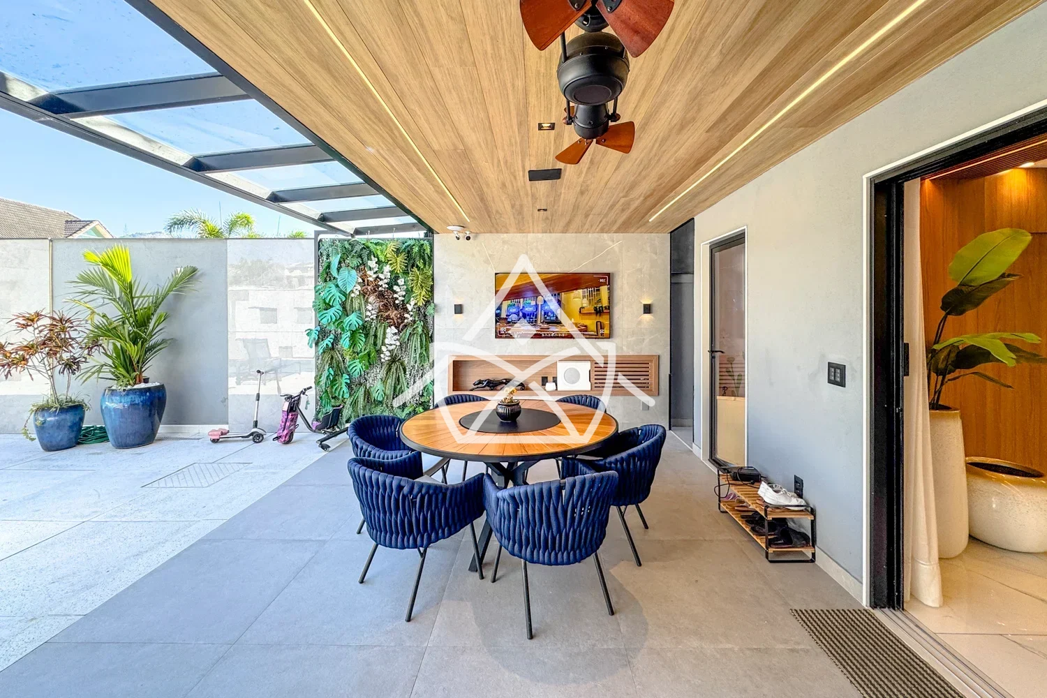 Casa com Energia Solar no Riviera Del Sol no Recreio dos Bandeirantes