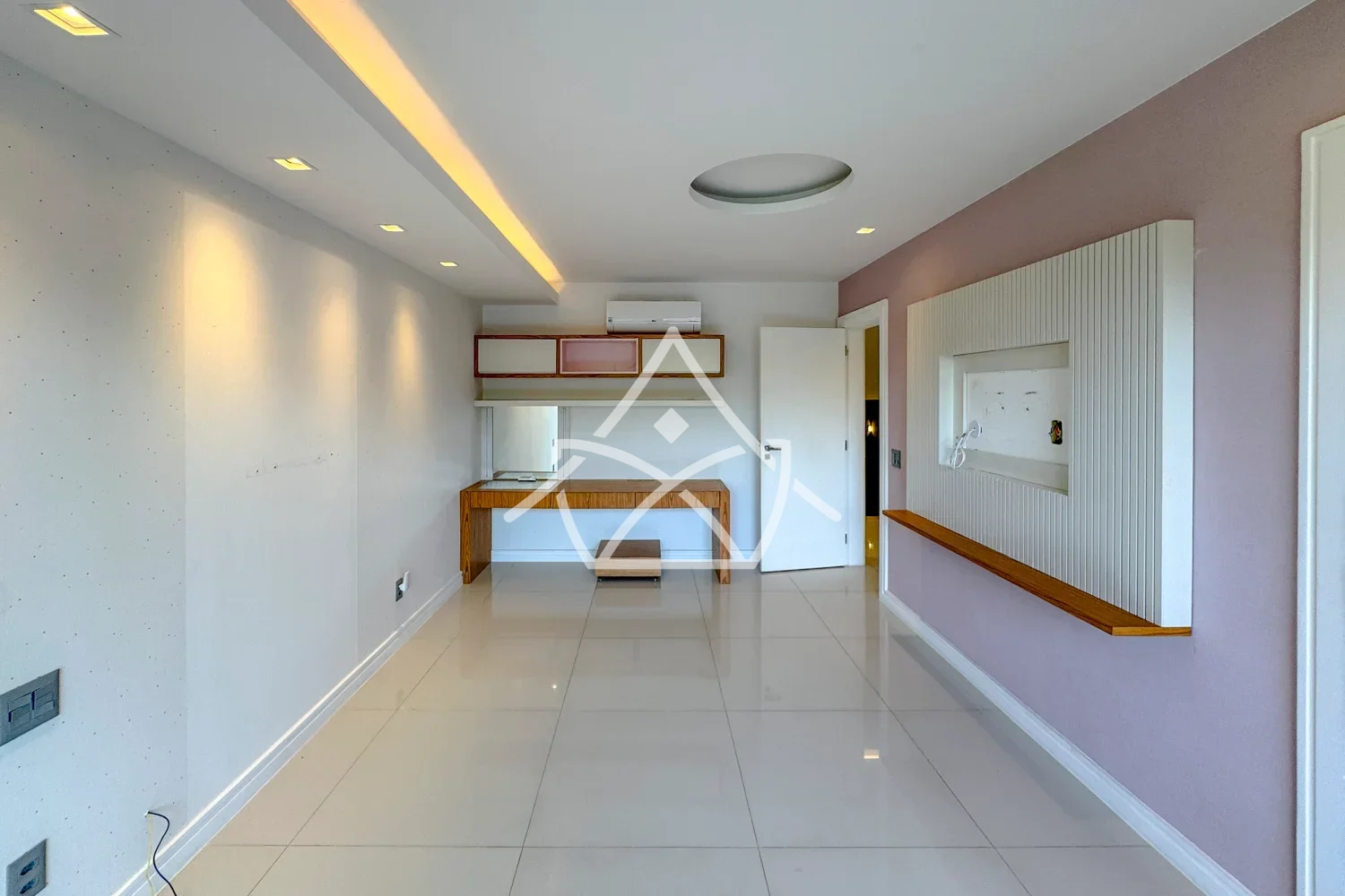 Casa com Suíte Térrea e Sótão na Barra da Tijuca