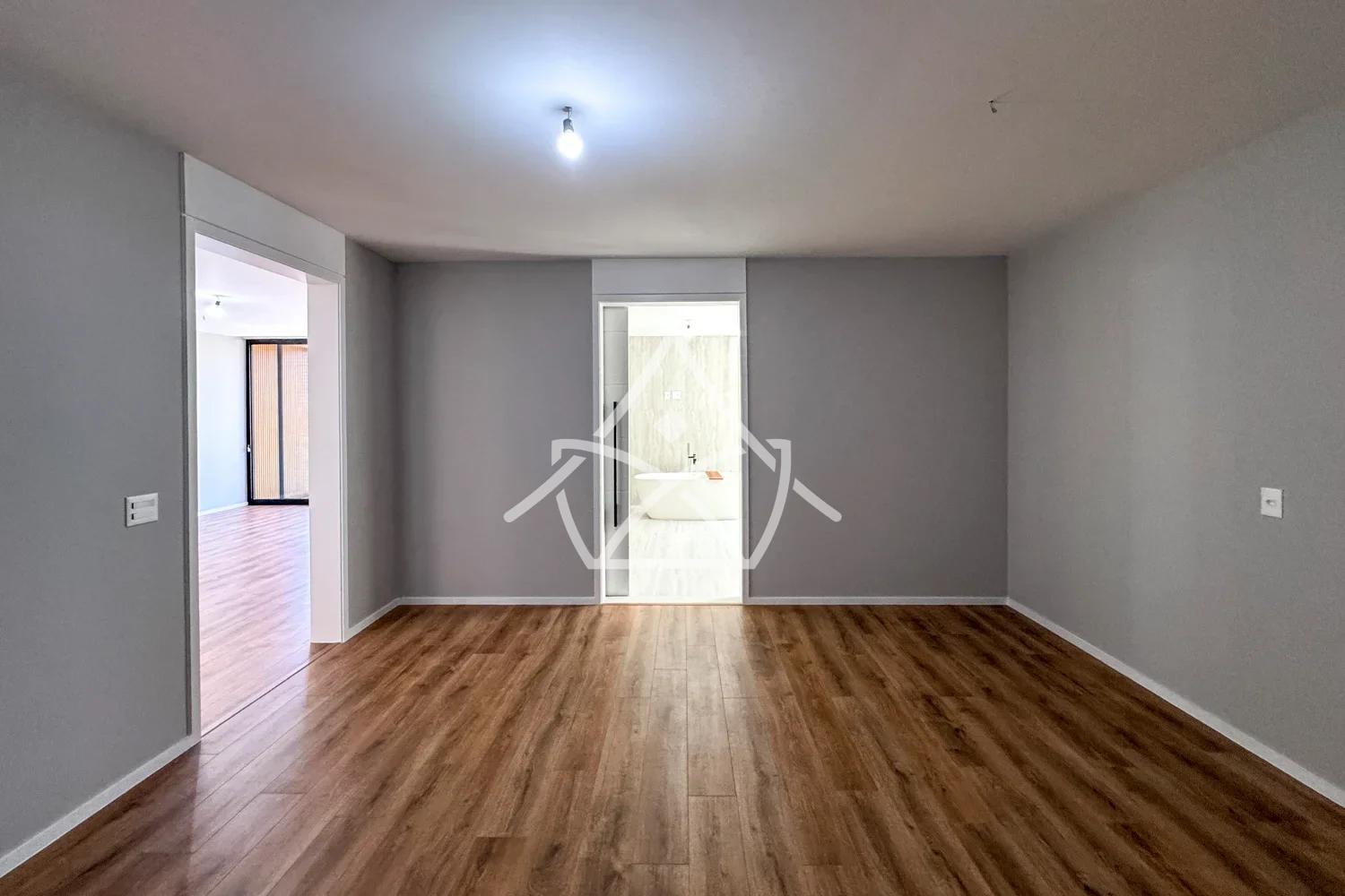 Casa com Elevador e 5 Suítes na Barra da Tijuca