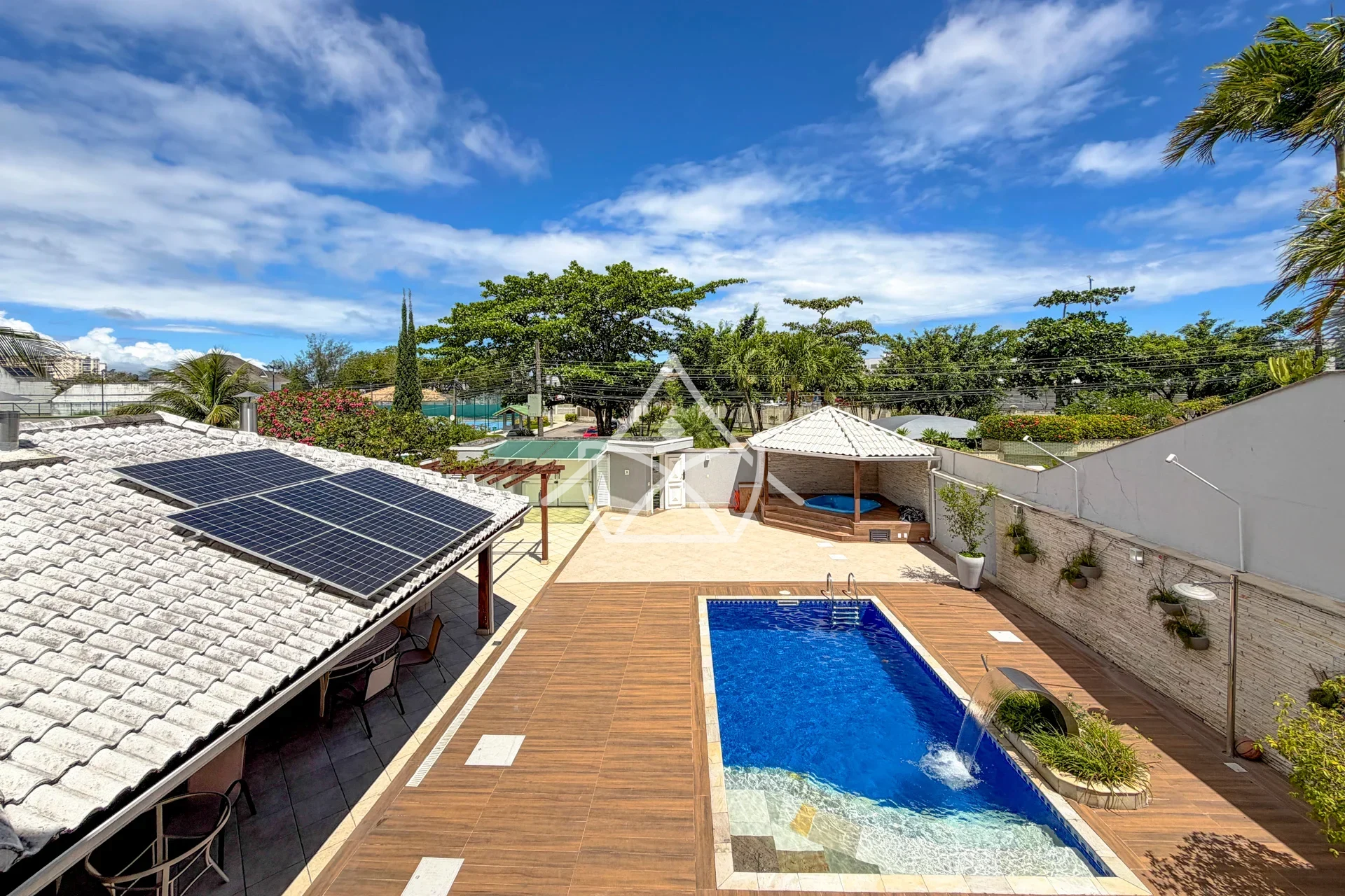 Casa com Sótão no Vivendas do Sol no Recreio dos Bandeirantes