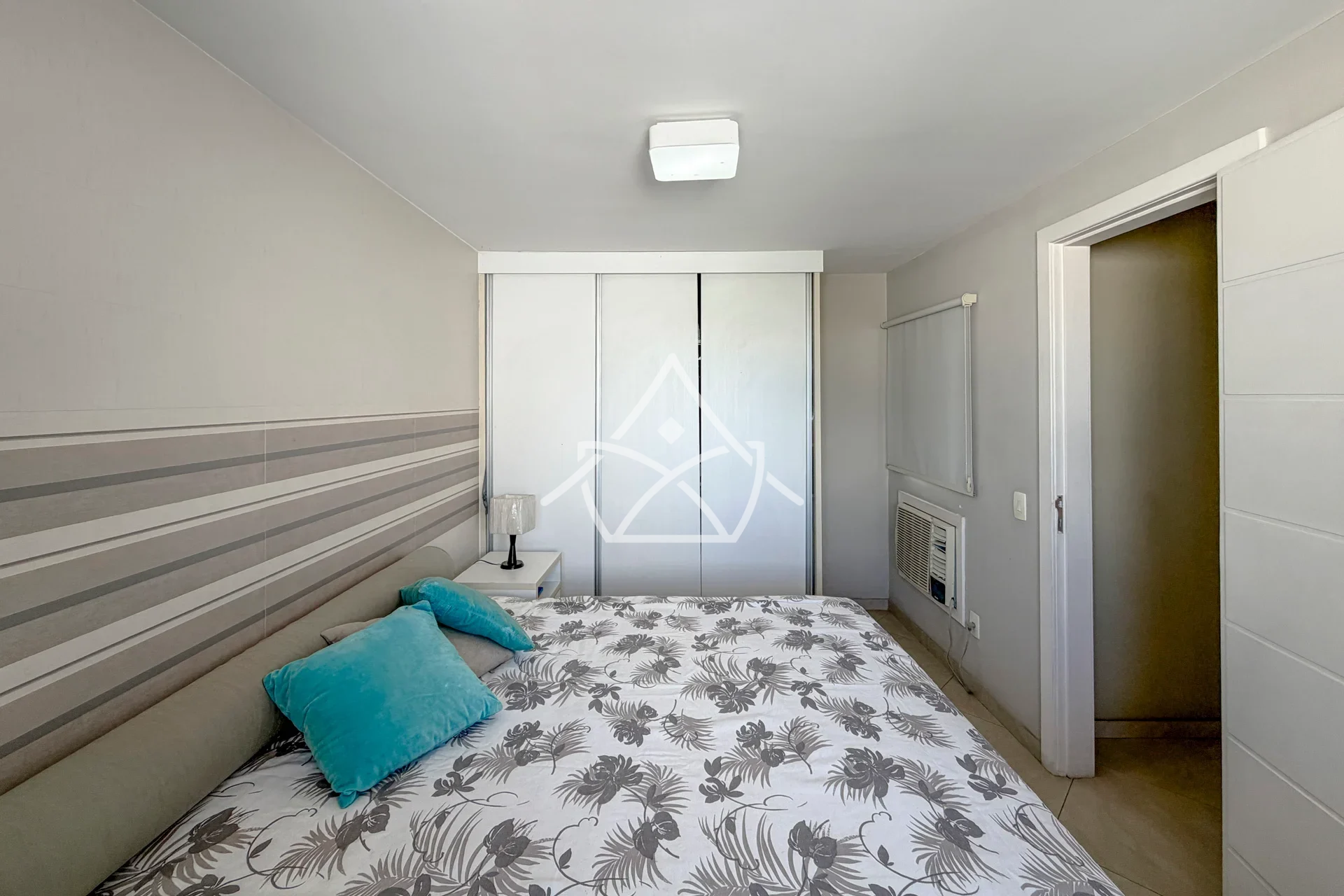 Casa com Sótão no Vivendas do Sol no Recreio dos Bandeirantes