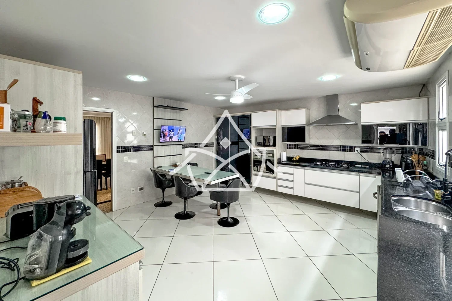 Casa Triplex na Barra da Tijuca no Blue Houses