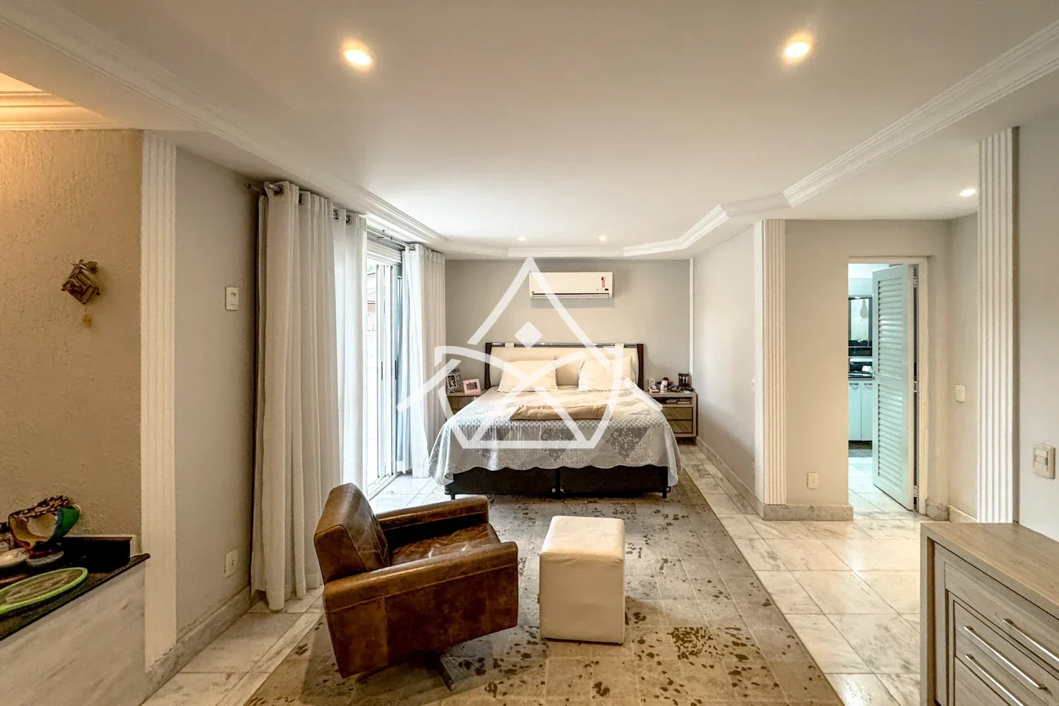 Casa Triplex na Barra da Tijuca no Blue Houses