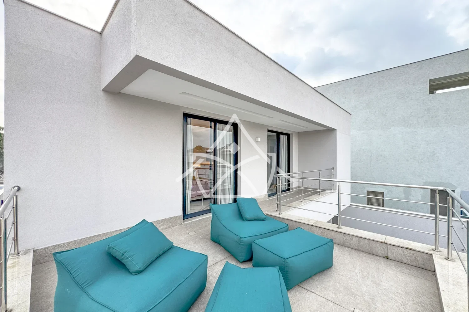 Casa Moderna na Barra da Tijuca no Alphaville
